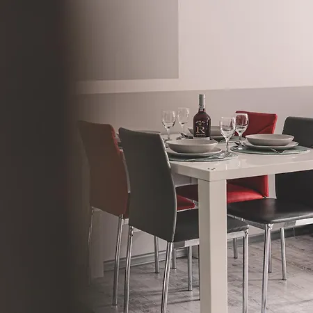 Lakowa - Elegancki Z Garazem, Krok Od Dlugiego Targu Appartamento *