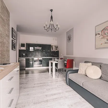 Lakowa - Elegancki Z Garazem, Krok Od Dlugiego Targu *