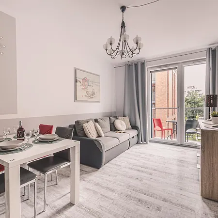 Lakowa - Elegancki Z Garazem, Krok Od Dlugiego Targu Appartamento