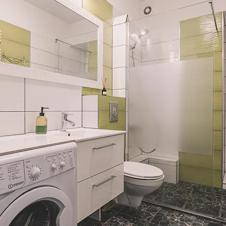 Lakowa - Elegancki Z Garazem, Krok Od Dlugiego Targu *