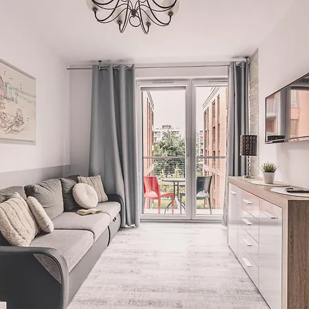 Apartament łąkowa - Elegancki Z Garażem, Krok Od Długiego Targu *